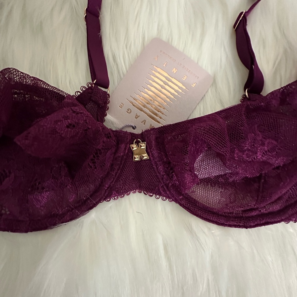 🆕 Savage X Fenty Plum Purple Lace Unlined Bra - Size: 34B - Picture 3 of 7